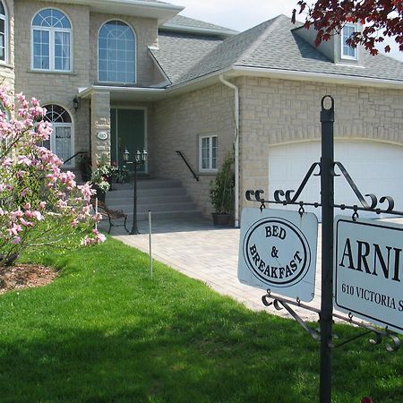 Arnica Bed & Breakfast Panzió Niagara-on-the-Lake Szoba fotó