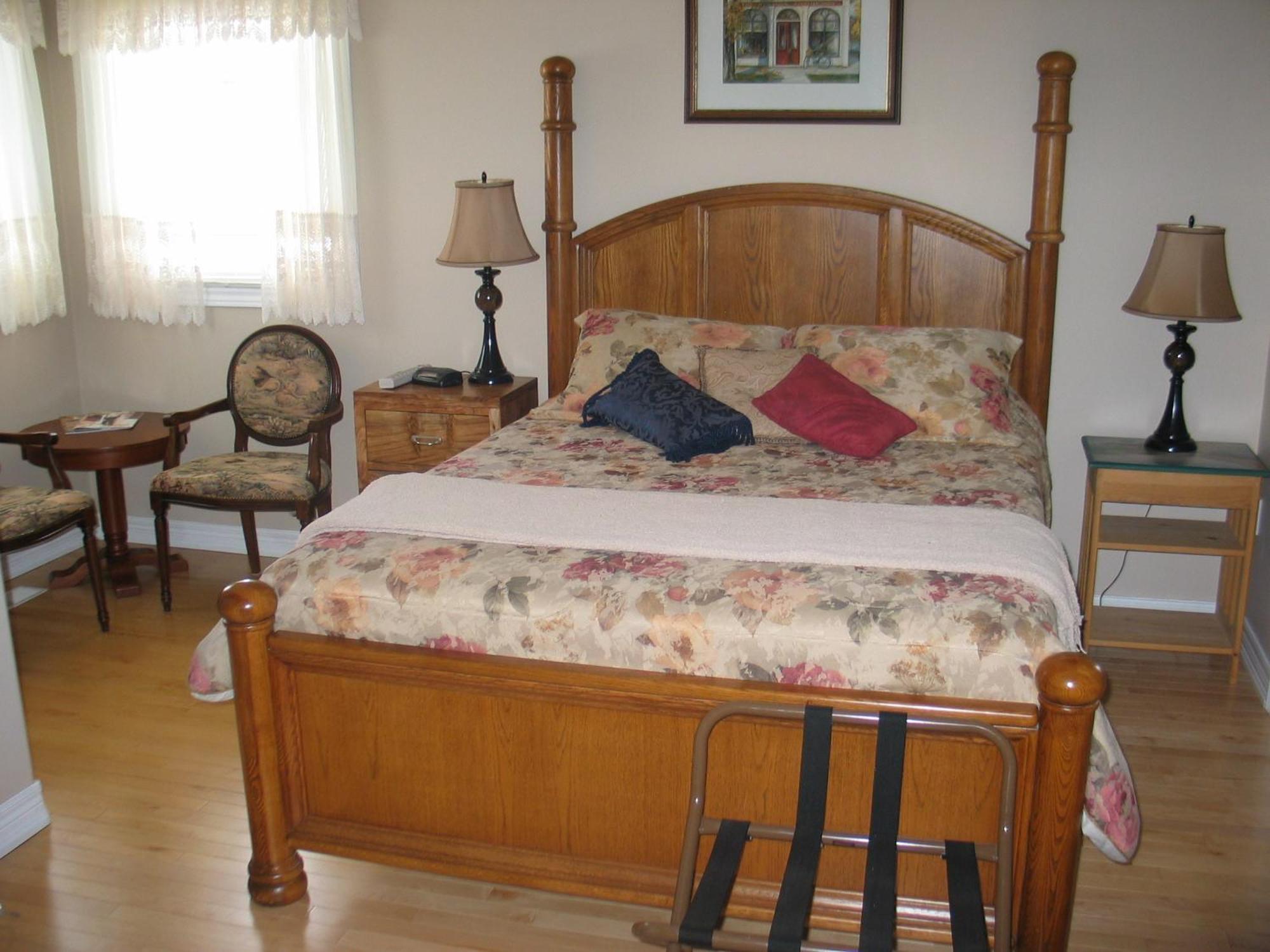 Arnica Bed & Breakfast Panzió Niagara-on-the-Lake Szoba fotó